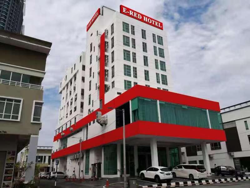 E-Red Hotel Melaka Exteriör bild